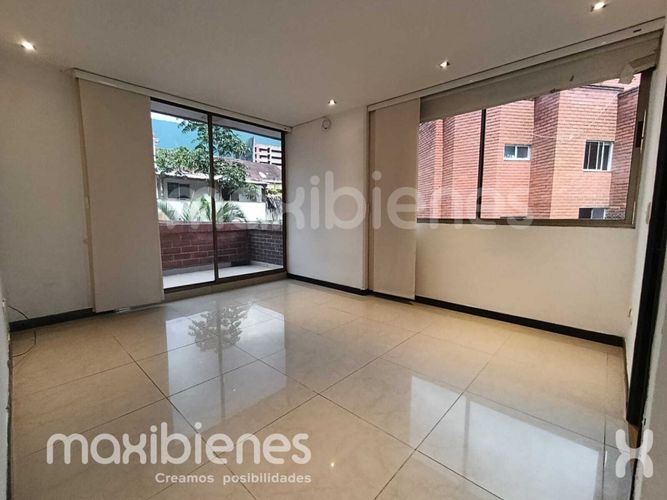 Apartamento de 3 alcobas en venta en Castropol, Medellín, 75 m² · foto 21 de 21