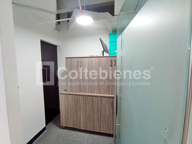 Oficina en arriendo en Astorga, Medellín, 652 m² · foto 18 de 24