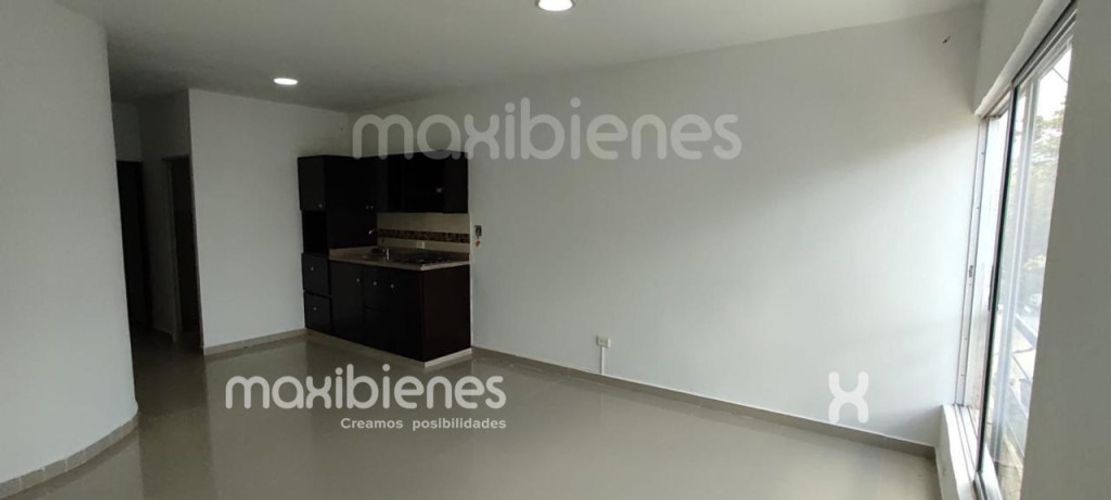 Apartamento de 3 alcobas en arriendo en El Salvador, Apartado, 80 m² · foto 4 de 12