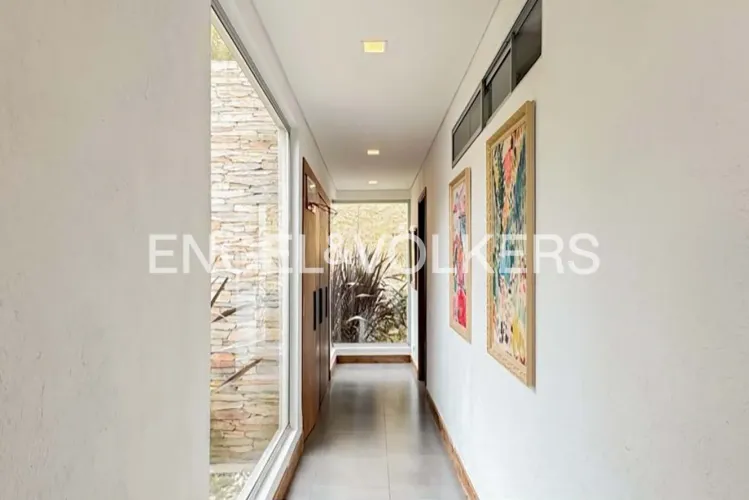 Casa de 5 alcobas en venta en Loma Del Escobero, Envigado, 450 m² · foto 3 de 13