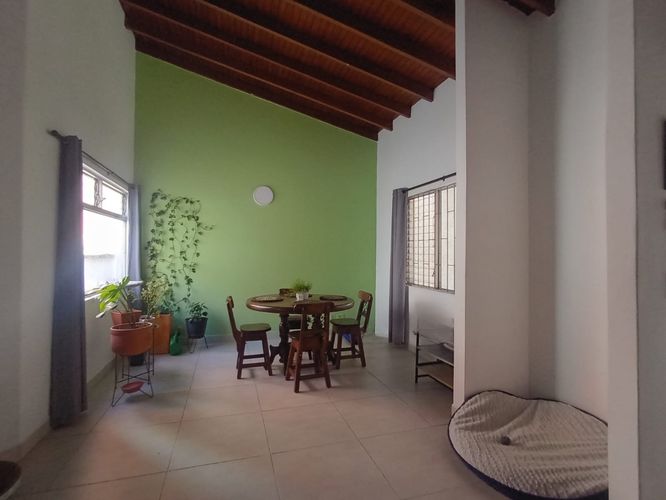 Apartamento de 3 alcobas en venta en Laureles, Medellín, 147 m² · foto 2 de 20