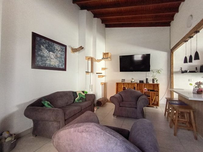Apartamento de 3 alcobas en venta en Laureles, Medellín, 147 m² · foto 3 de 20