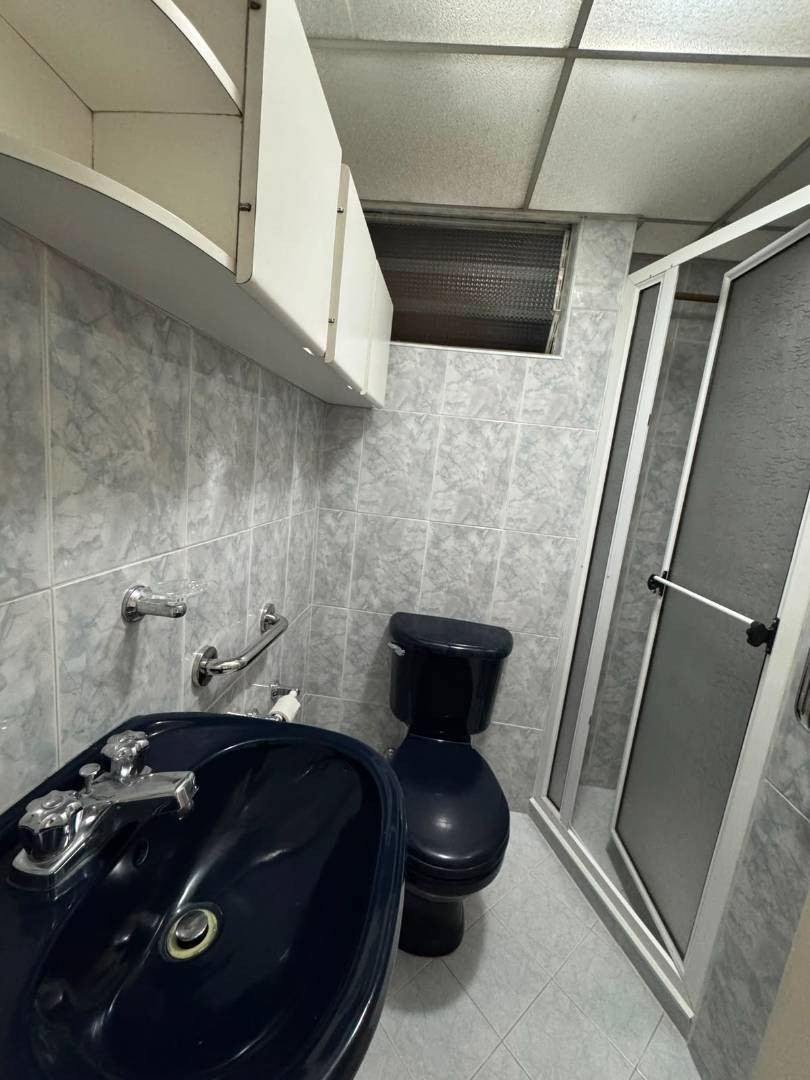 Apartamento en arriendo en Los Colores, Medellín · foto 10 de 12