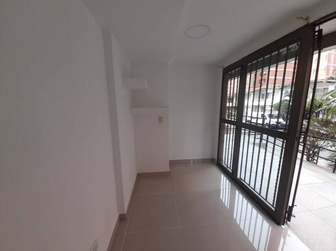 Local en arriendo en Conquistadores, Medellín, 158 m² · foto 5 de 23