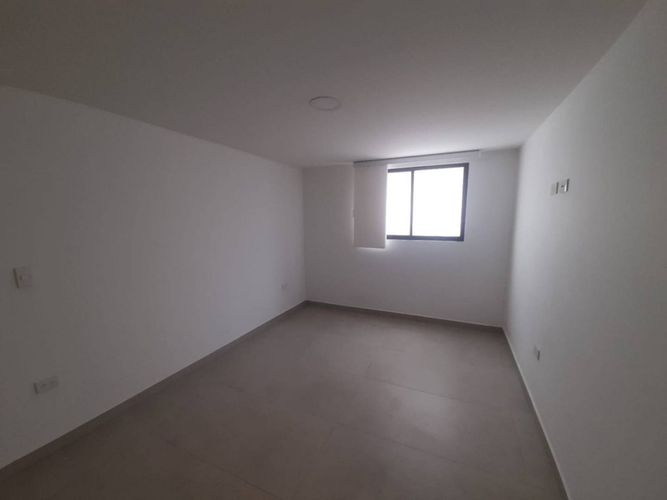 Apartamento de 2 alcobas en arriendo en Conquistadores, Medellín, 88 m² · foto 4 de 24