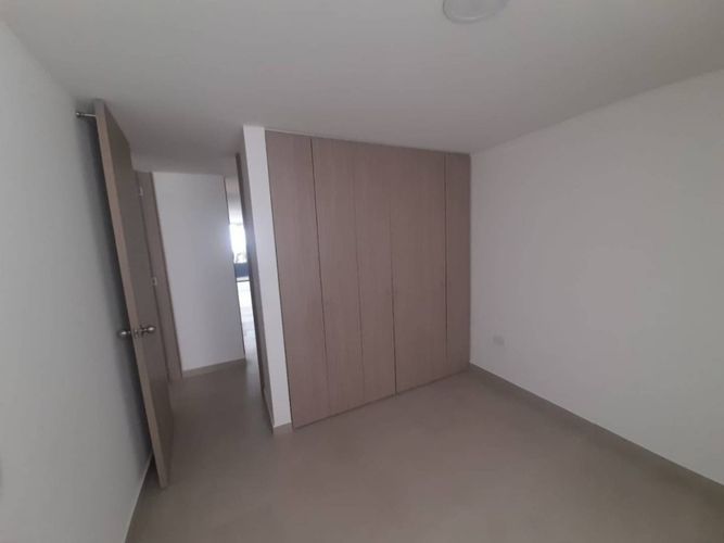 Apartamento de 2 alcobas en arriendo en Conquistadores, Medellín, 88 m² · foto 7 de 24