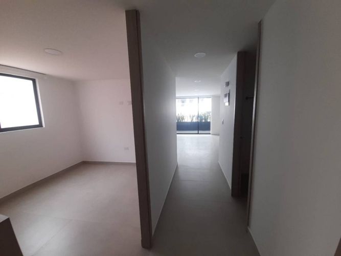 Apartamento de 2 alcobas en arriendo en Conquistadores, Medellín, 88 m² · foto 8 de 24