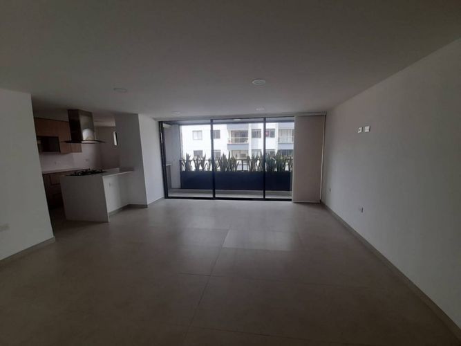 Apartamento de 2 alcobas en arriendo en Conquistadores, Medellín, 88 m² · foto 12 de 24