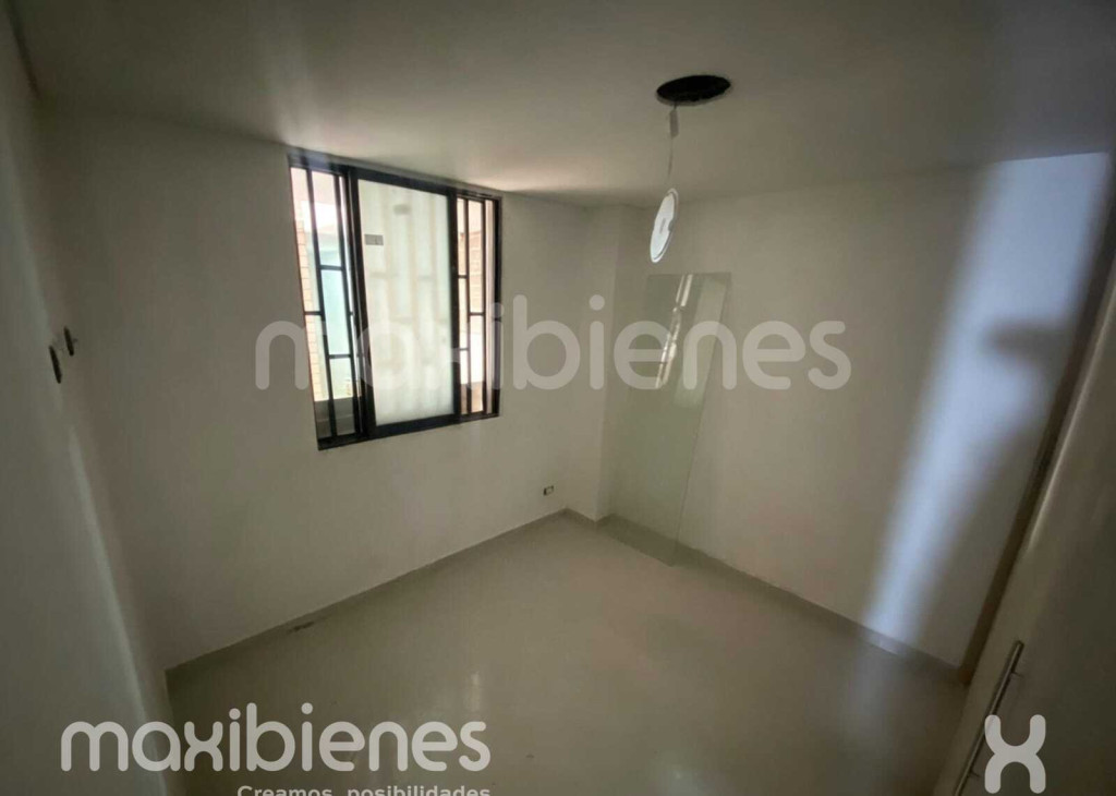 Apartamento en venta en Loma Del Indio, Medellín · foto 5 de 8