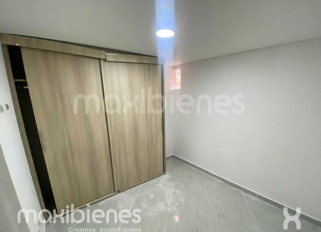 Apartamento en venta en Loma Del Indio, Medellín · foto 6 de 8
