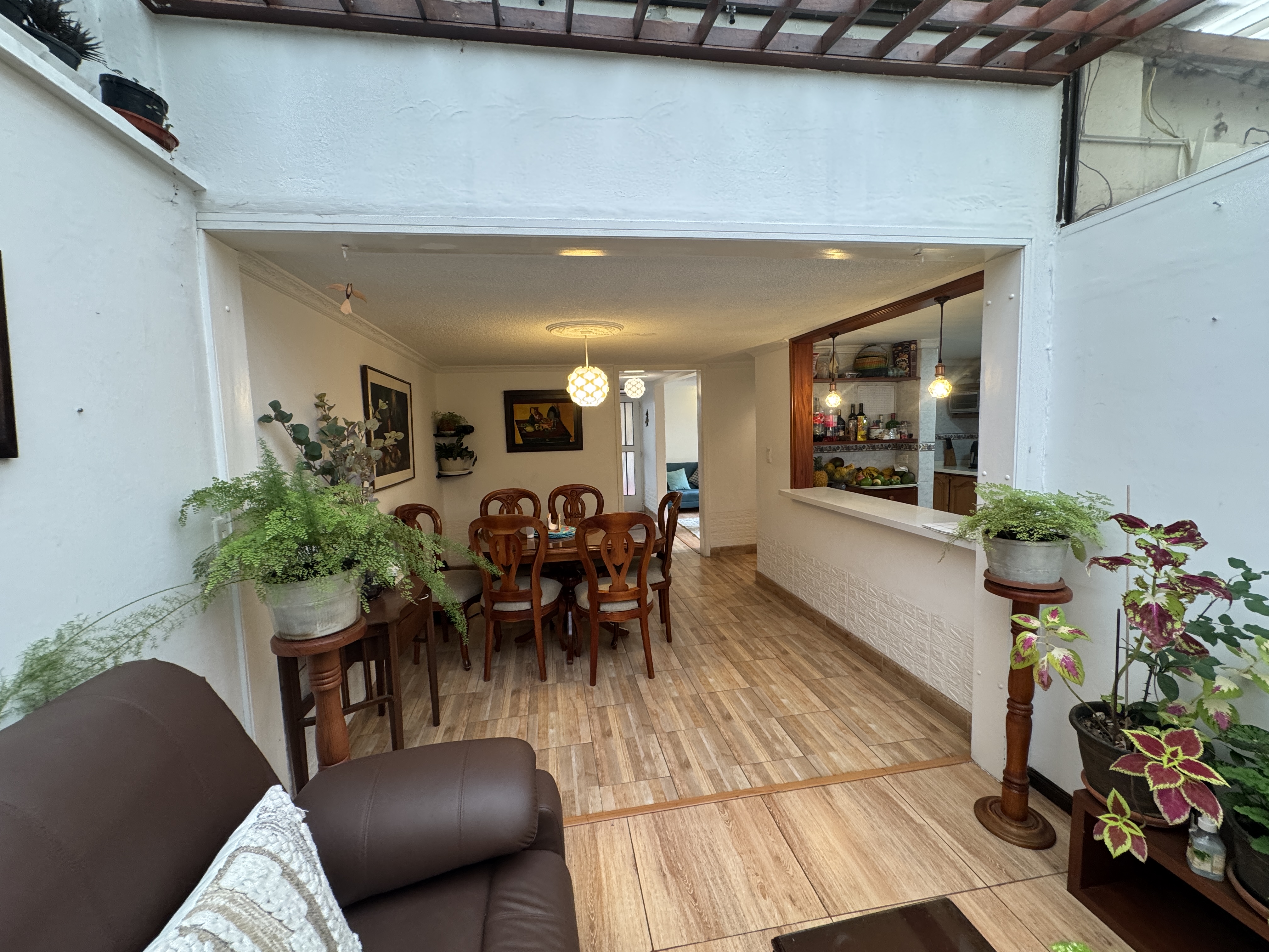 Casa en venta en Cedritos, Bogotá · foto 2 de 10