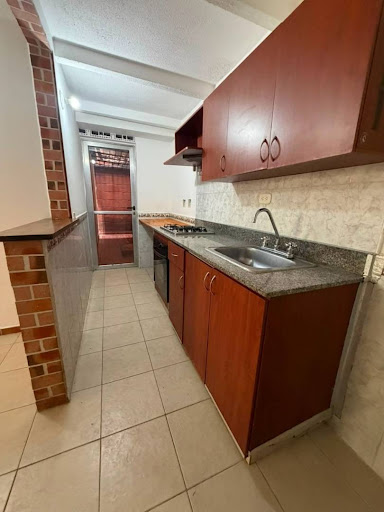Apartamento en venta en Los Colores, Medellín · foto 4 de 16