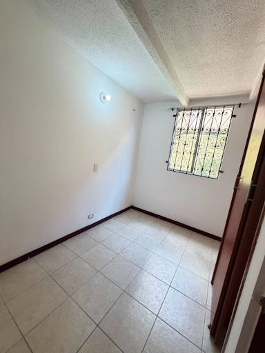 Apartamento en venta en Los Colores, Medellín · foto 8 de 16