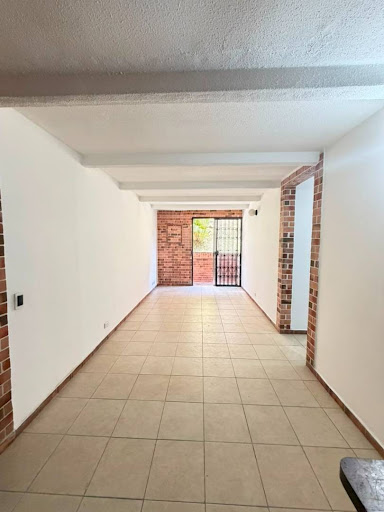 Apartamento en venta en Los Colores, Medellín · foto 10 de 16