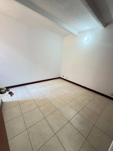 Apartamento en venta en Los Colores, Medellín · foto 11 de 16