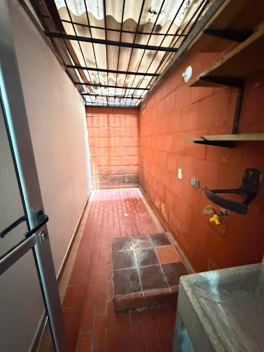 Apartamento en venta en Los Colores, Medellín · foto 13 de 16