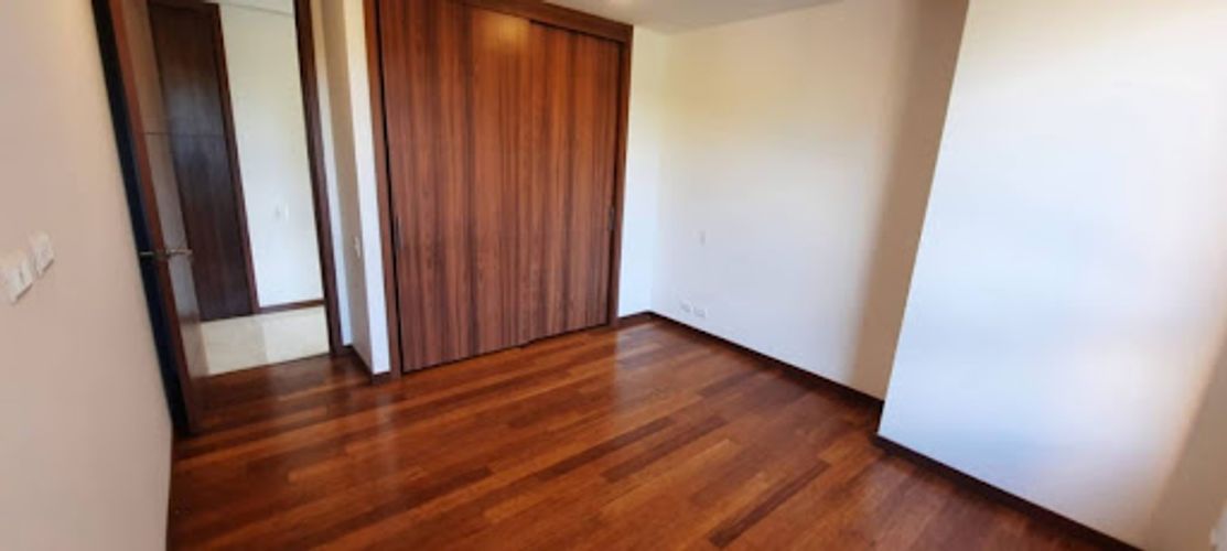 Apartamento de 3 alcobas en arriendo en Vizcaya, Medellín, 168 m² · foto 5 de 24