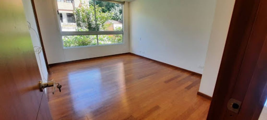 Apartamento de 3 alcobas en arriendo en Vizcaya, Medellín, 168 m² · foto 17 de 24
