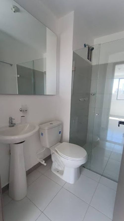 Apartamento de 3 alcobas en arriendo en Cimarronas, Rionegro, 52 m² · foto 4 de 11