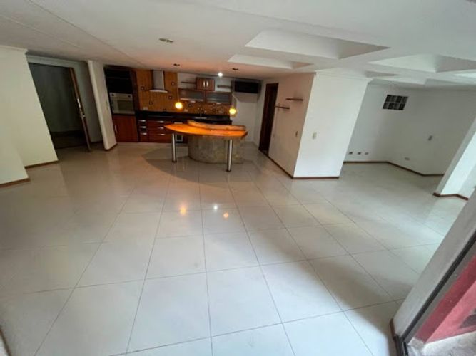 Apartamento de 2 alcobas en arriendo en Aves Maria, Sabaneta, 125 m² · foto 3 de 11