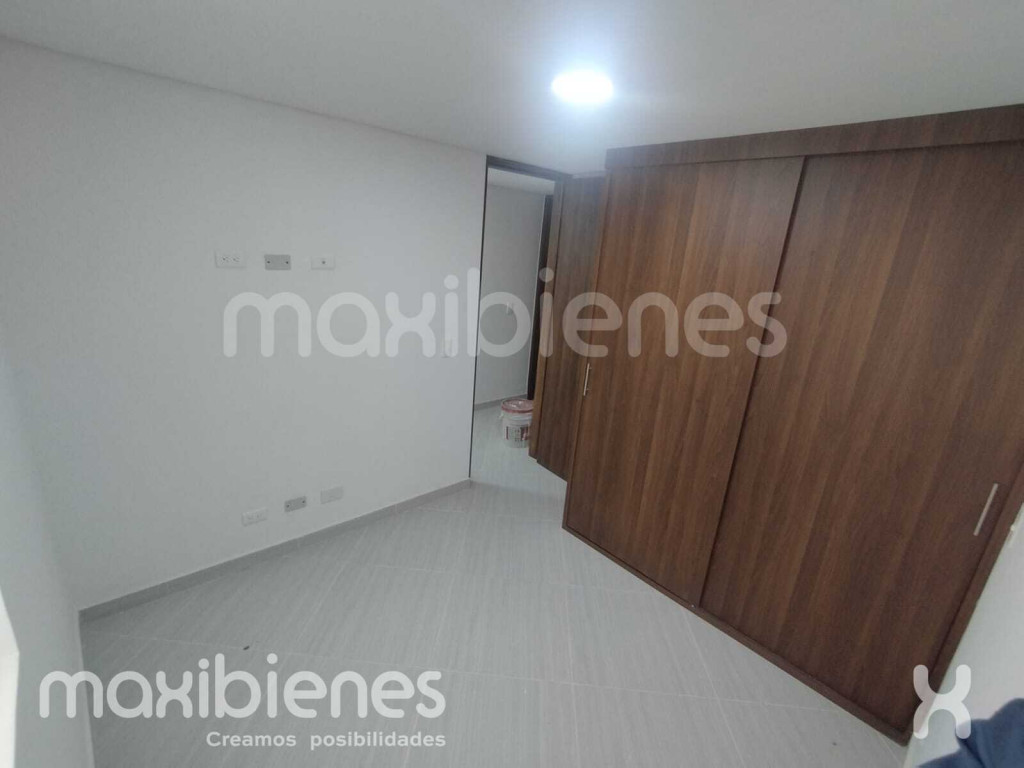 Apartamento en venta en Loma Del Indio, Medellín · foto 7 de 8