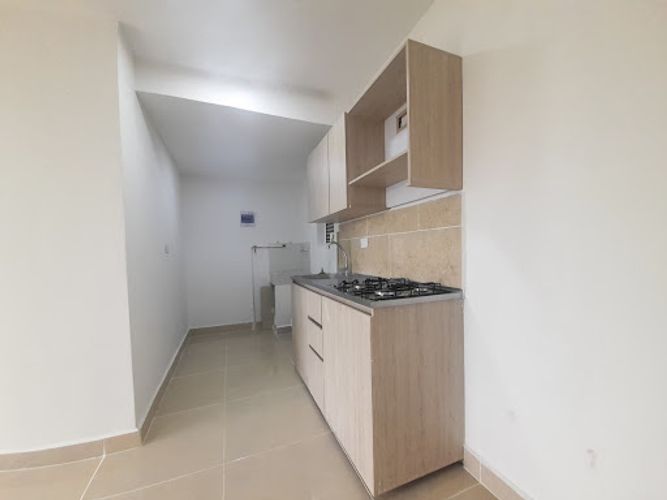 Apartamento de 2 alcobas en venta en La Inmaculada, La Estrella, 56 m² · foto 4 de 11