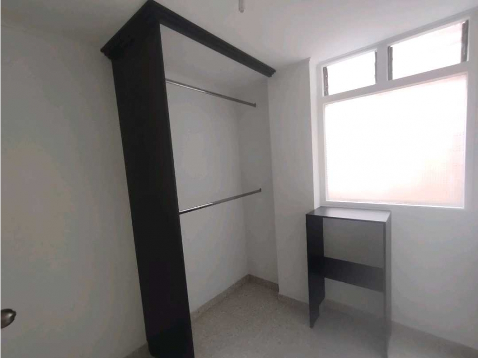 Apartamento en arriendo en Laureles, Medellín · foto 13 de 15