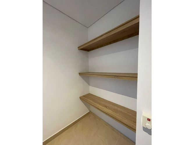 Casa de 4 alcobas en venta en Las Varas, Ricaurte, 220 m² · foto 18 de 24