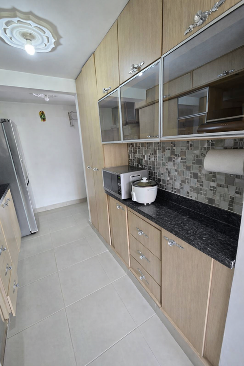 Apartamento de 3 alcobas en venta en Las Lomitas, Sabaneta, 81 m² · foto 2 de 13