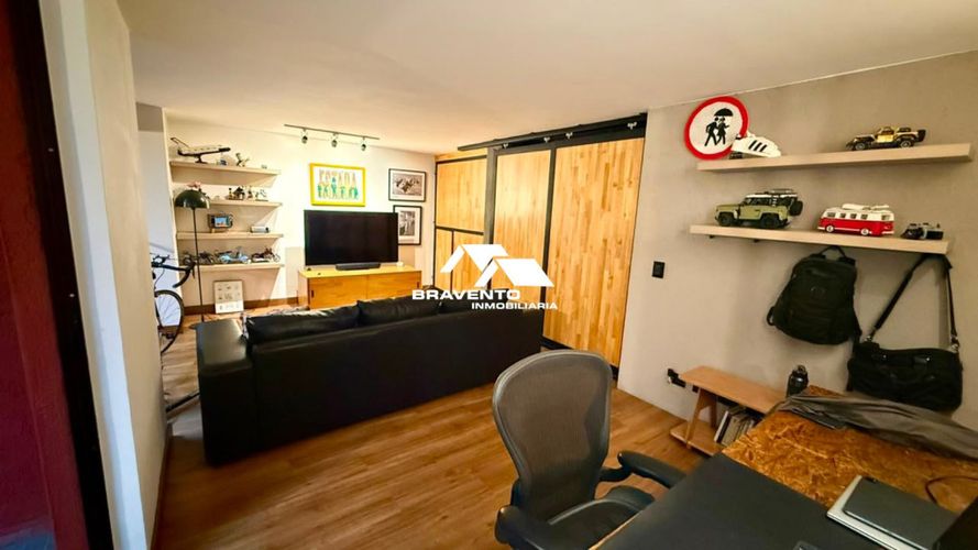 Casa de 3 alcobas en venta en La Calera, Medellín, 265 m² · foto 9 de 15