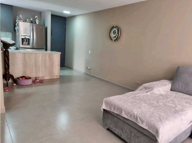 Apartamento de 1 alcoba en arriendo en Loma Del Esmeraldal, Envigado, 90 m² · foto 12 de 14