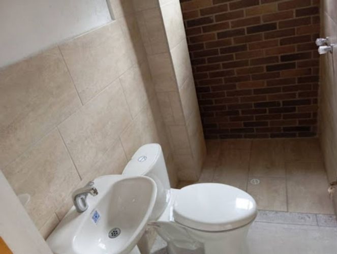 Local en arriendo en El Porvenir, Rionegro, 40 m² · foto 2 de 8