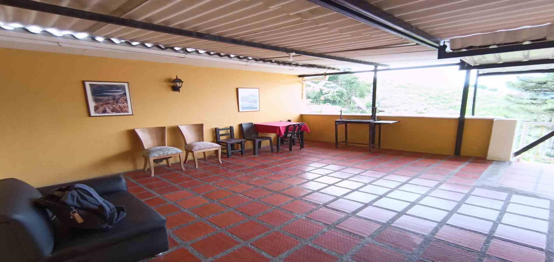 Apartaestudio en arriendo en La Caba�A, Manizales · foto 2 de 18