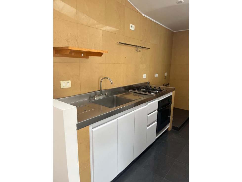 Casa en venta en La Macarena, Bogotá · foto 3 de 18
