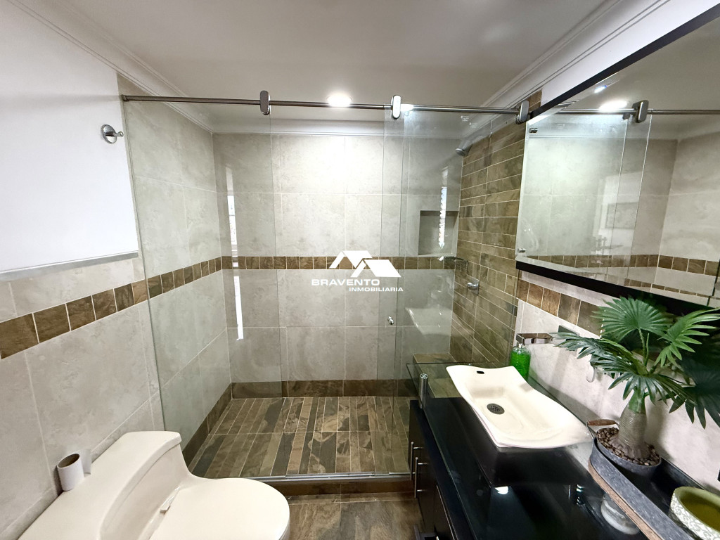 Apartamento en arriendo en Los Balsos, Medellín · foto 12 de 24