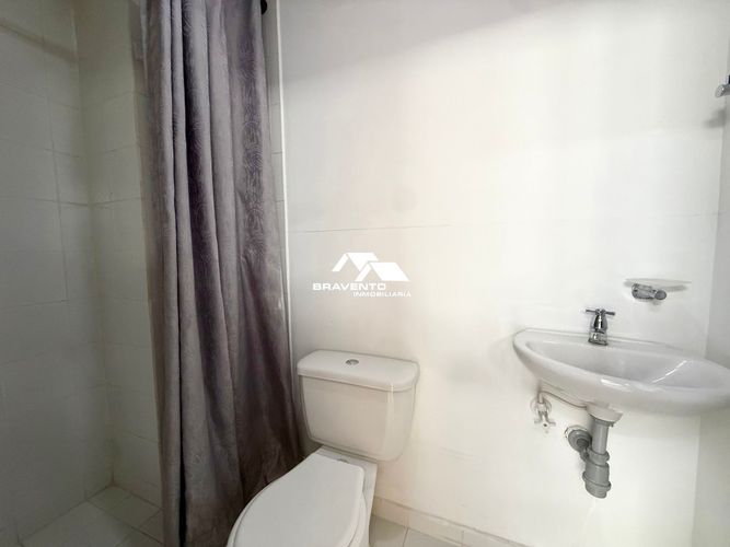 Oficina en arriendo en Simon Bolivar, Itagüí, 200 m² · foto 8 de 15
