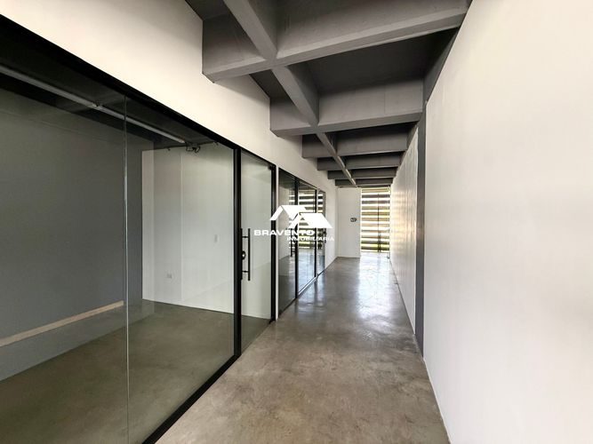 Oficina en arriendo en Simon Bolivar, Itagüí, 200 m² · foto 10 de 15