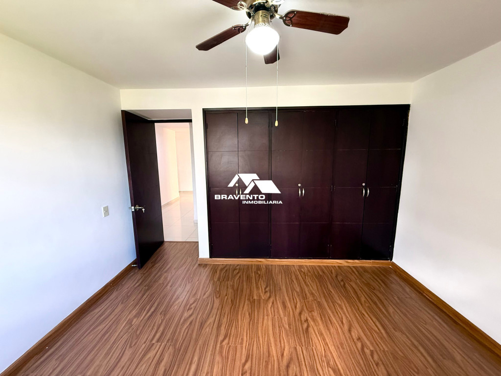 Apartamento en arriendo en Castropol, Medellín · foto 8 de 18