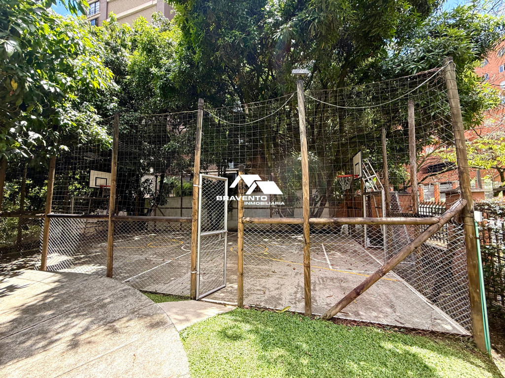 Apartamento en arriendo en Castropol, Medellín · foto 18 de 18