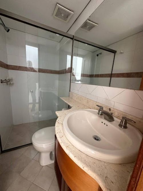 Apartamento de 2 alcobas en arriendo en Cola Del Zorro, Medellín, 65 m² · foto 9 de 19