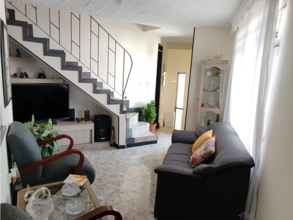 Casa en venta en Santa Monica, Dosquebradas · foto 2 de 14