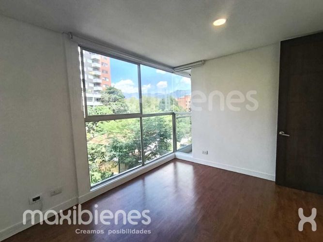 Apartamento de 3 alcobas en arriendo en Santa María De Los Ángeles, Medellín, 140 m² · foto 7 de 16