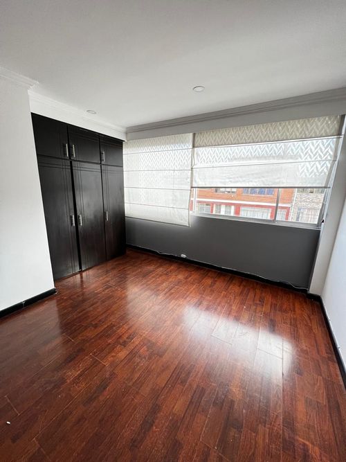 Casa de 10 alcobas en venta en Ospina Perez, Bogotá, 540 m² · foto 3 de 20