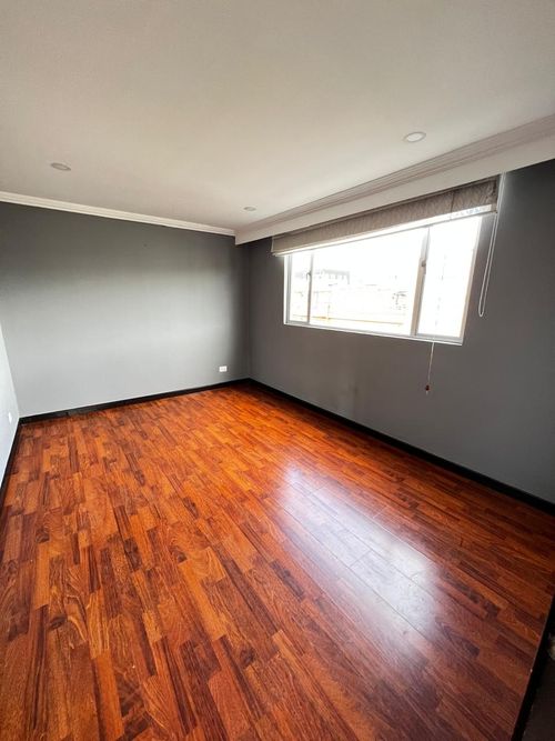 Casa de 10 alcobas en venta en Ospina Perez, Bogotá, 540 m² · foto 15 de 20
