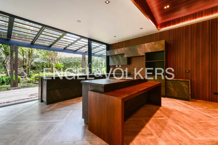Casa de 4 alcobas en venta en Gualanday, Rionegro, 525 m² · foto 3 de 23