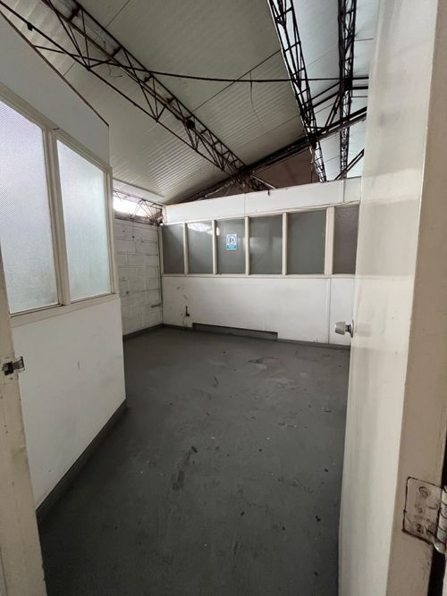 Bodega en arriendo en El Poblado, Medellín, 439 m² · foto 7 de 18