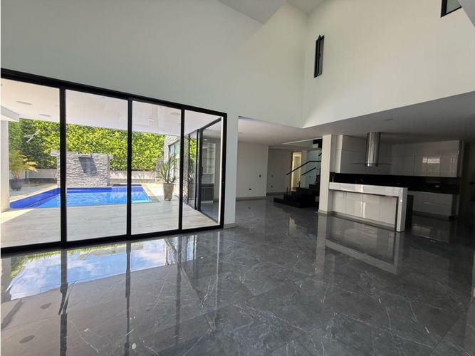 Casa de 5 alcobas en venta en Peon, Jamundí, 450 m² · foto 5 de 23
