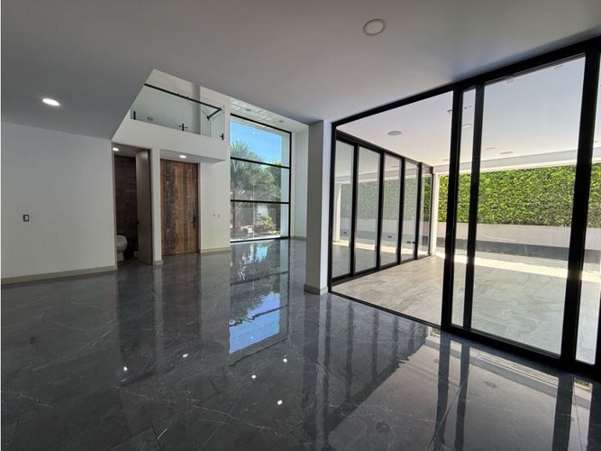 Casa de 5 alcobas en venta en Peon, Jamundí, 450 m² · foto 7 de 23