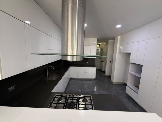 Casa de 5 alcobas en venta en Peon, Jamundí, 450 m² · foto 9 de 23