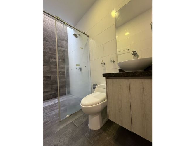 Casa de 5 alcobas en venta en Peon, Jamundí, 450 m² · foto 14 de 23